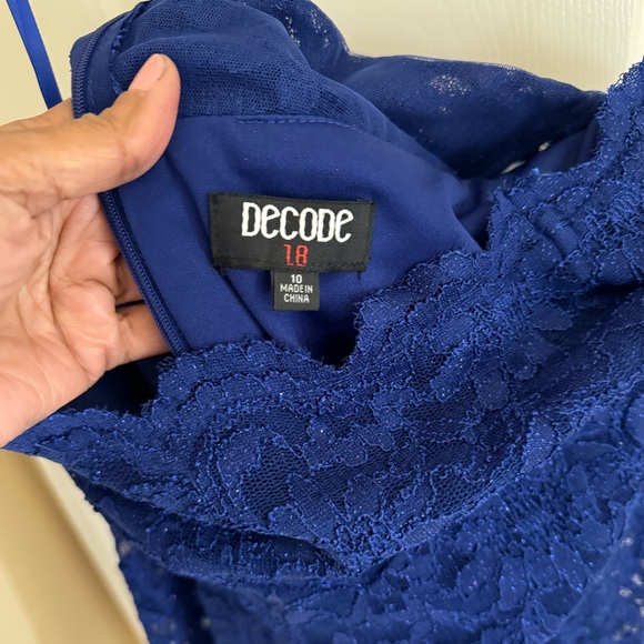 Decode 1.8 Floral Lace Sheath Dress - Picture 6 of 7